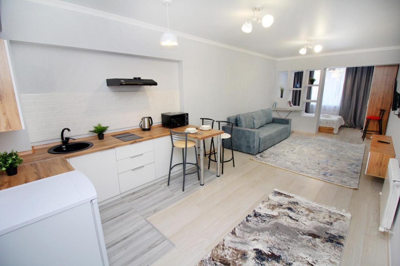 Cozy Studio In The Best Area! 5 Almaty Ngoại thất bức ảnh